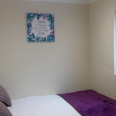 Luxury London Ensuite Double Room, Park Free, Tram-Train! Mitcham Eksteriør bilde